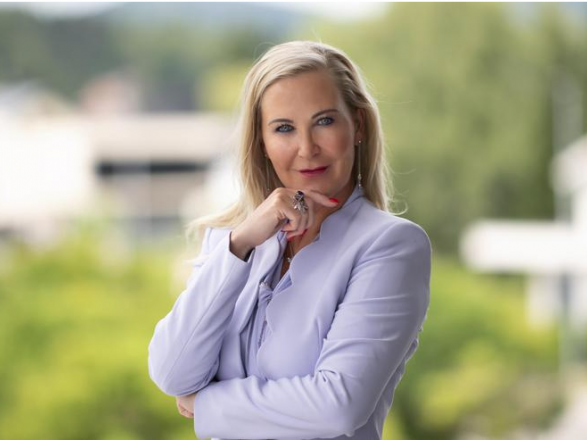 Kolumna: Prof.dr. Lucija Mulej: Organizacije kot vrtiljak nesmisla, Siol, september, 2025
